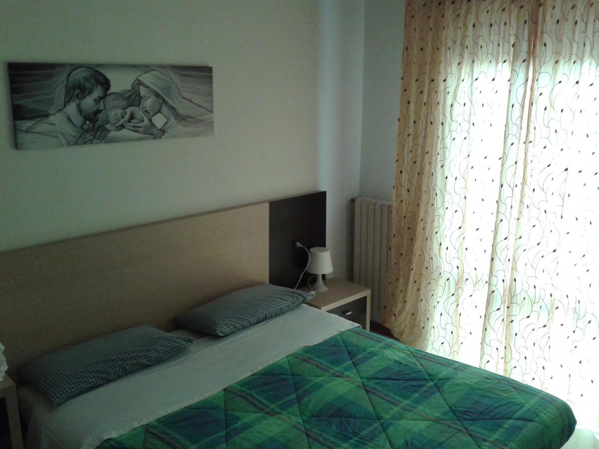 Residence Monaco Appartamenti Римини Стая снимка